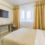 Стильная студия с видом на озеро