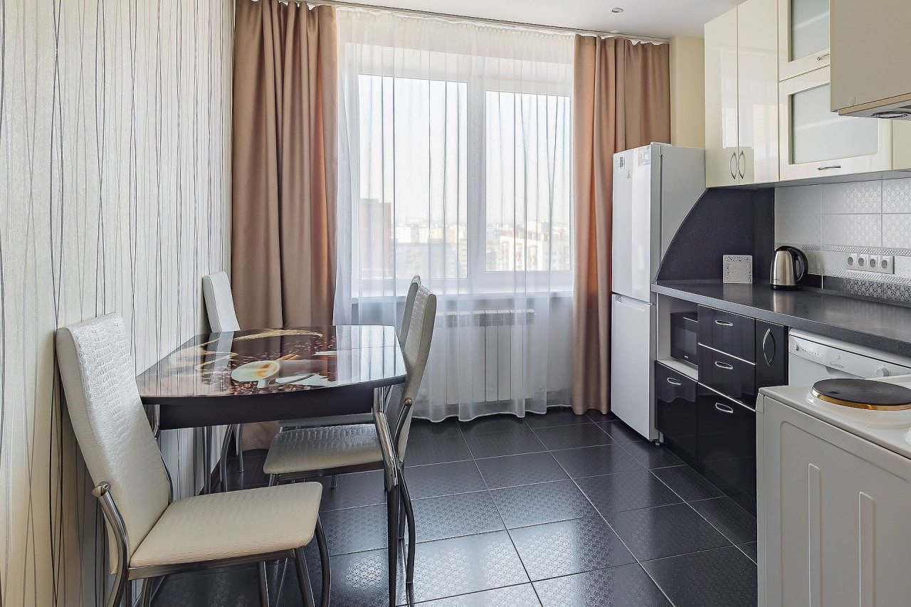 Комфортная квартира у озера с кондиционером и лоджией