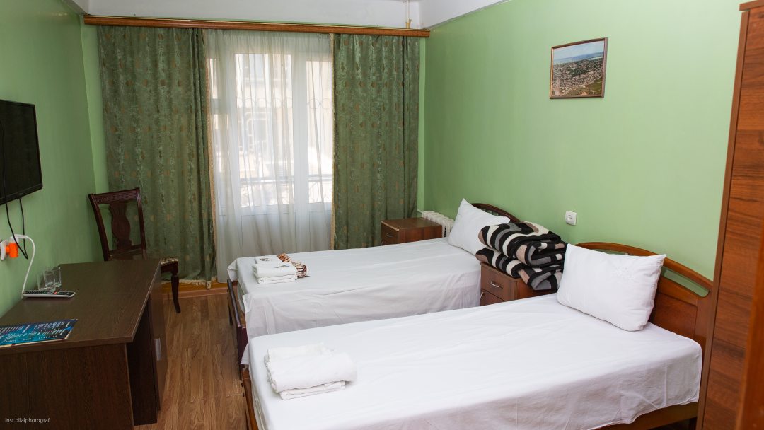 Номер с двумя односпальными кроватями в гостинице Grand Kaspi Hotel Makhachkala, Махачкала