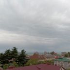 Вид на сад, Гостевой дом Высокий замок