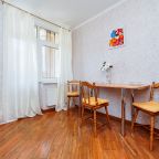 Апартаменты (Прекрасные с видом на парк Галицкого), Прекрасные апартаменты с видом на парк Галицкого