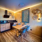 Коттедж (Zazerkalie), База отдыха GEOMETRIKA Lounge hotel