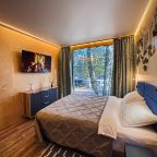 Коттедж (Zazerkalie с уличной теплой купелью и гидромассажем), База отдыха GEOMETRIKA Lounge hotel
