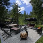 Коттедж (Zazerkalie с уличной теплой купелью и гидромассажем), База отдыха GEOMETRIKA Lounge hotel
