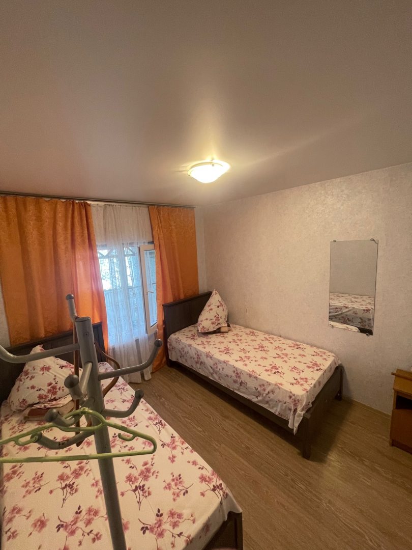 Двухместный (Двухместный номер с двумя односпальными кроватями) гостевого дома Тихий закат, Сочи