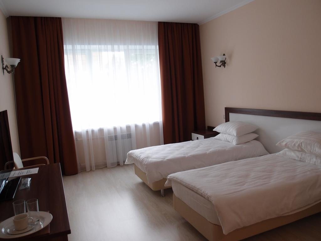 Двухместный (Стандартный двухместный номер с 2 отдельными кроватями) отеля Baccara, Ярославль