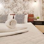 Апартаменты (Deluxe ЖК Екатерининский квартал цокольный этаж 9), Апартаменты Deluxe Apartment в Екатерининском квартале