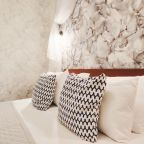 Апартаменты (Deluxe ЖК Екатерининский квартал цокольный этаж 9), Апартаменты Deluxe Apartment в Екатерининском квартале