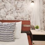 Апартаменты (Deluxe ЖК Екатерининский квартал цокольный этаж 9), Апартаменты Deluxe Apartment в Екатерининском квартале
