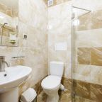 Апартаменты (4х улучшенный с балконом), Гостевой дом Фараон