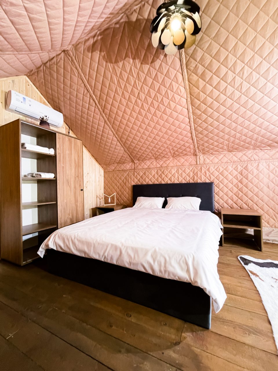 Двухместный (Шатер), Глэмпинг Малина