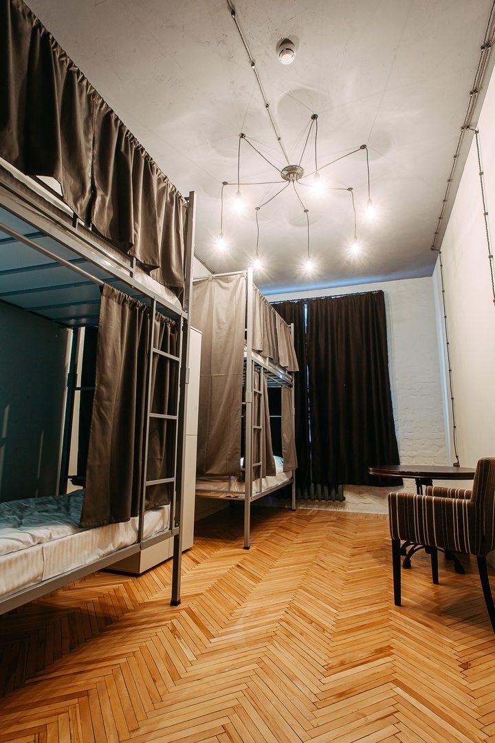 Четырехместный (мужской номер хостел) хостела Murman Hotel Loft, Мурманск