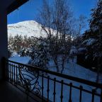 Люкс (Люкс), Отель Cheget Star