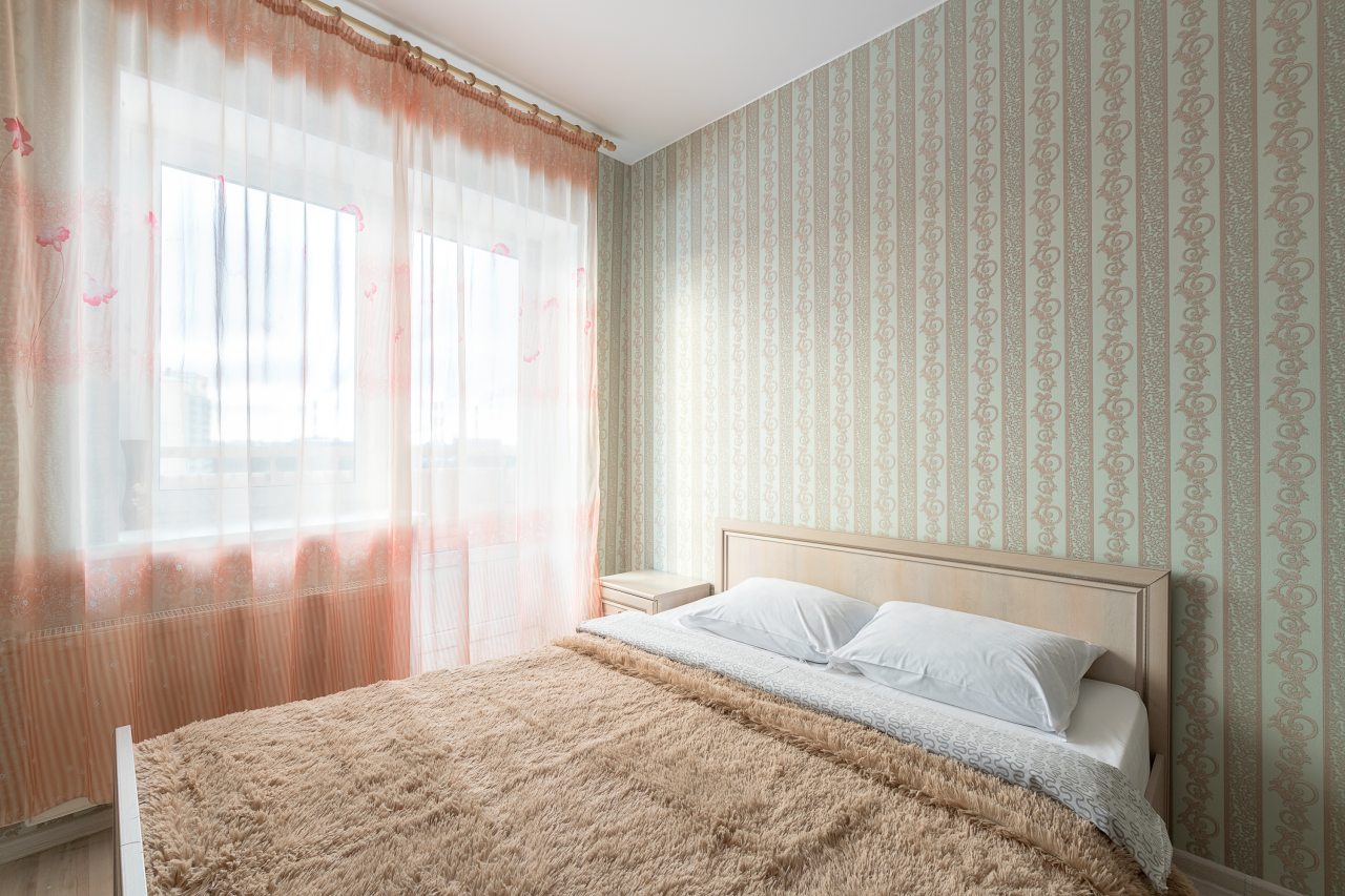 Двуспальная кровать