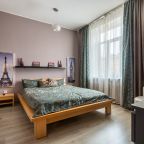 Двуспальная кровать