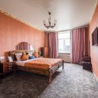 Квартира (М193, 3ккв), Апартаменты Rentalspb Евротрешка с видом на фонтаны