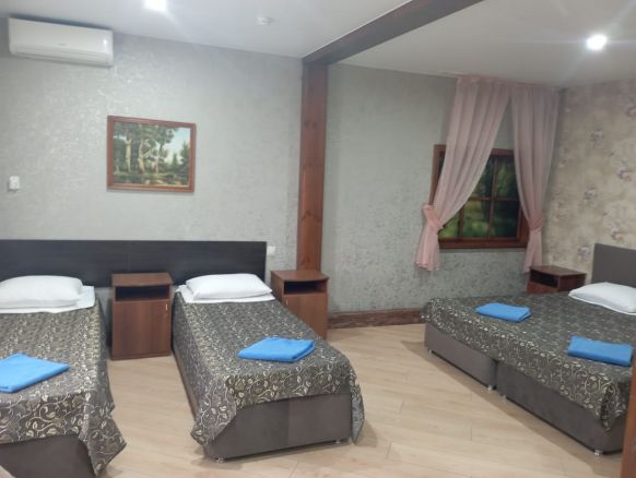 Фотография номера гостиницы КЕДР на Металлургов 51А