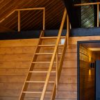 Коттедж (Большой дом на 2 спальни с камином, сауной и чаном (6+2)), База отдыха Карелия Парк