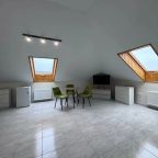 Четырехместный (Четырехместный номер комфорт - мансарда), Отель Милан