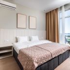 Четырехместный (Семейный 2х комнатный 4х местный с балконом и видом на море), Отель Милан