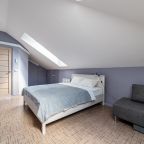 Двуспальная кровать