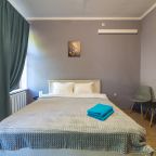 Двуспальная кровать