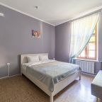 Двуспальная кровать