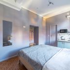 Двуспальная кровать