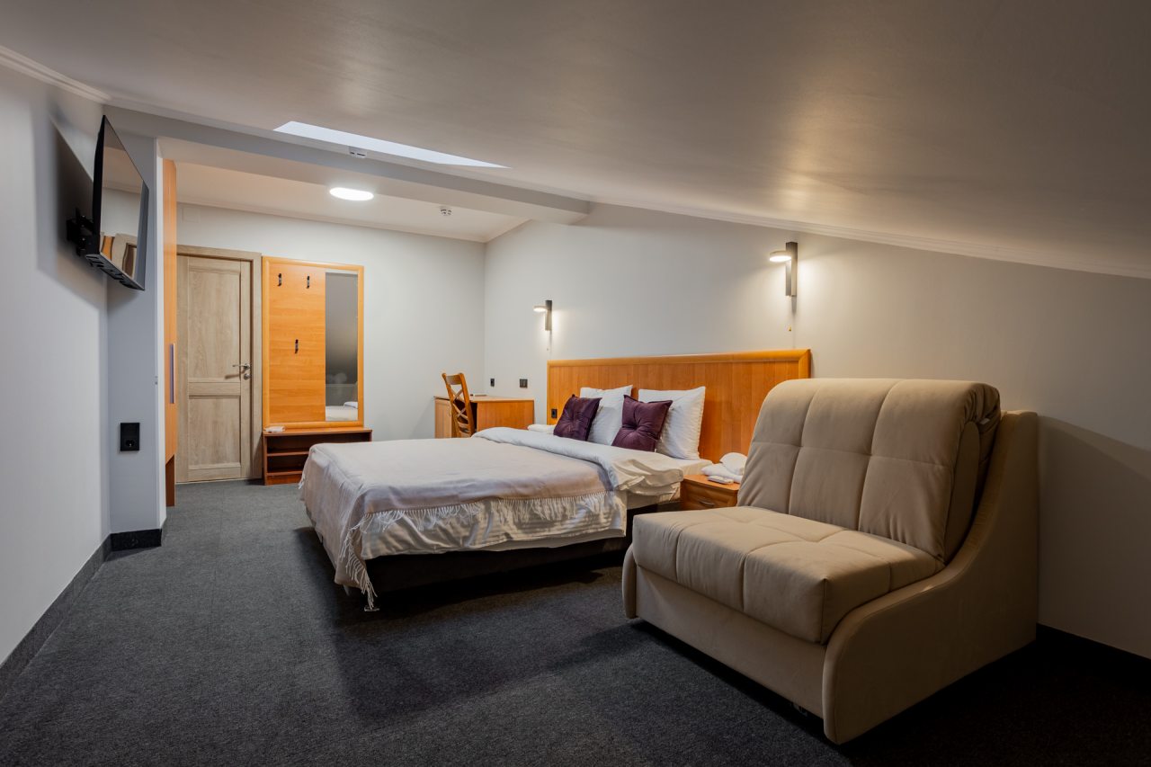 Трехместный (Комфорт плюс), Отель Отельбург 17-я линия