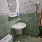 Полулюкс, Отель Бристоль