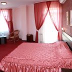 Люкс, Отель Бристоль