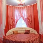 Люкс, Отель Бристоль