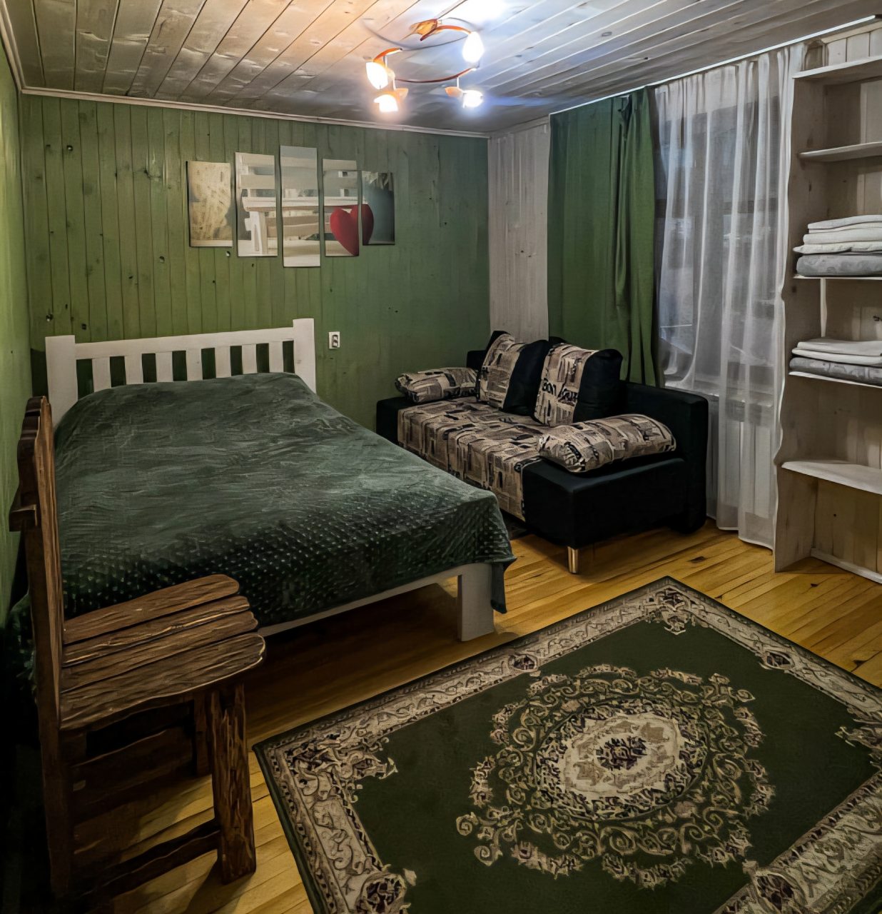 Трехместный (Стандарт 3 ф), База отдыха Хижина