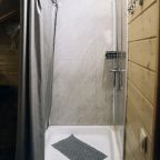 Апартаменты (Апартаменты Ф), База отдыха Хижина