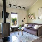 Шале (Лодж "S"), Гостевой дом Wish Home Eco-loudge Yahroma