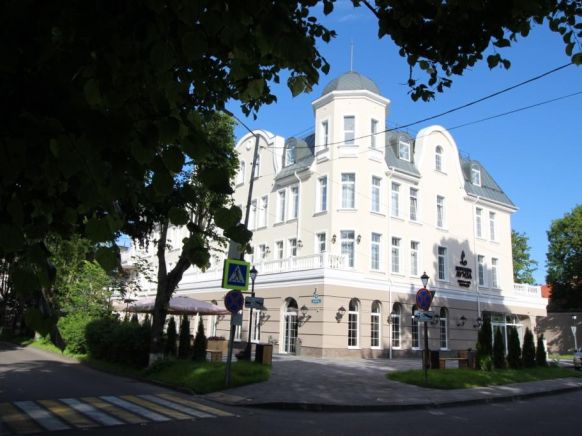 Отель Королева Луиза, Зеленоградск