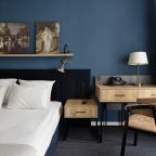 Двухместный (Стандартный номер с видом на парк, большой двуспальной кроватью и балконом), Отель Королева Луиза