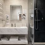 Двухместный (Стандартный номер с видом на город, двумя отдельными кроватями и террасой), Отель Королева Луиза