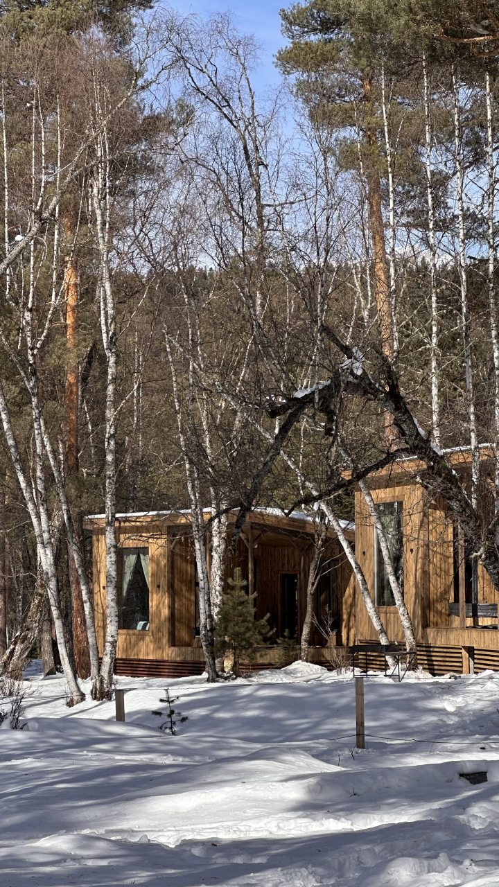 Бунгало (Лодж с уличным джакузи), Гостевой дом Шишка