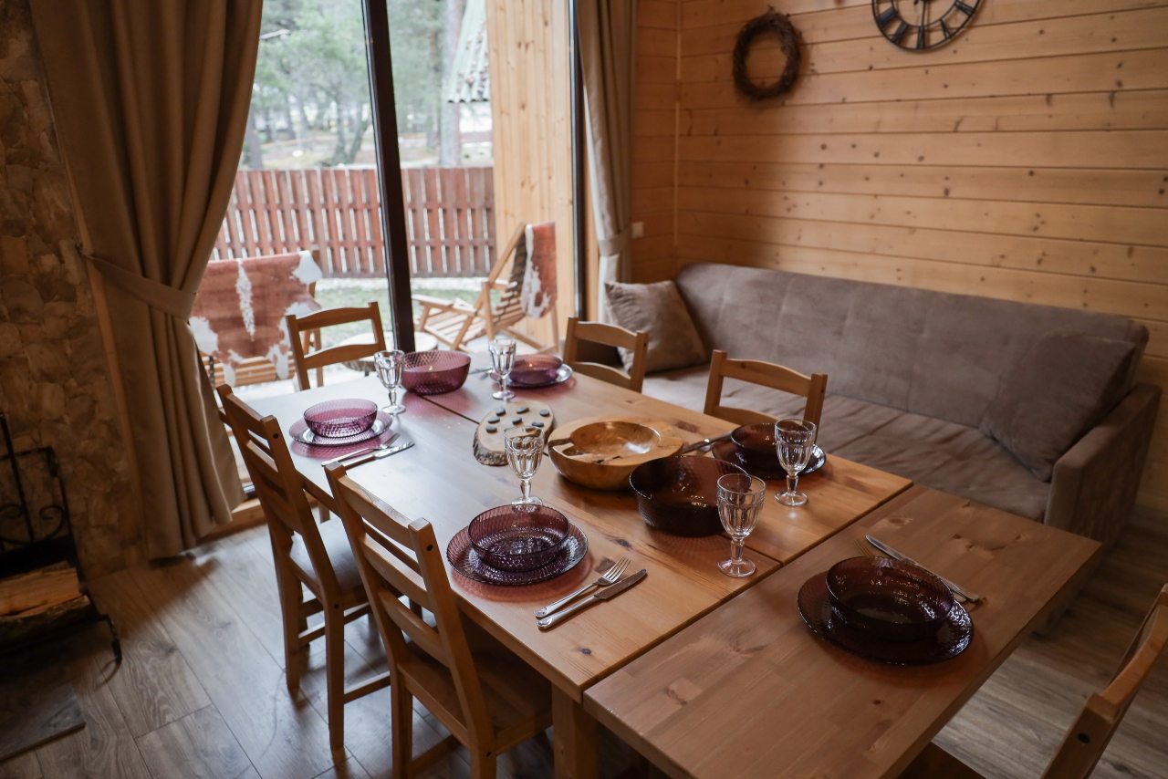 Уютный, теплый дом для двух семей или компании до 8 человек.