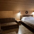 Уютный, теплый дом для двух семей или компании до 8 человек.