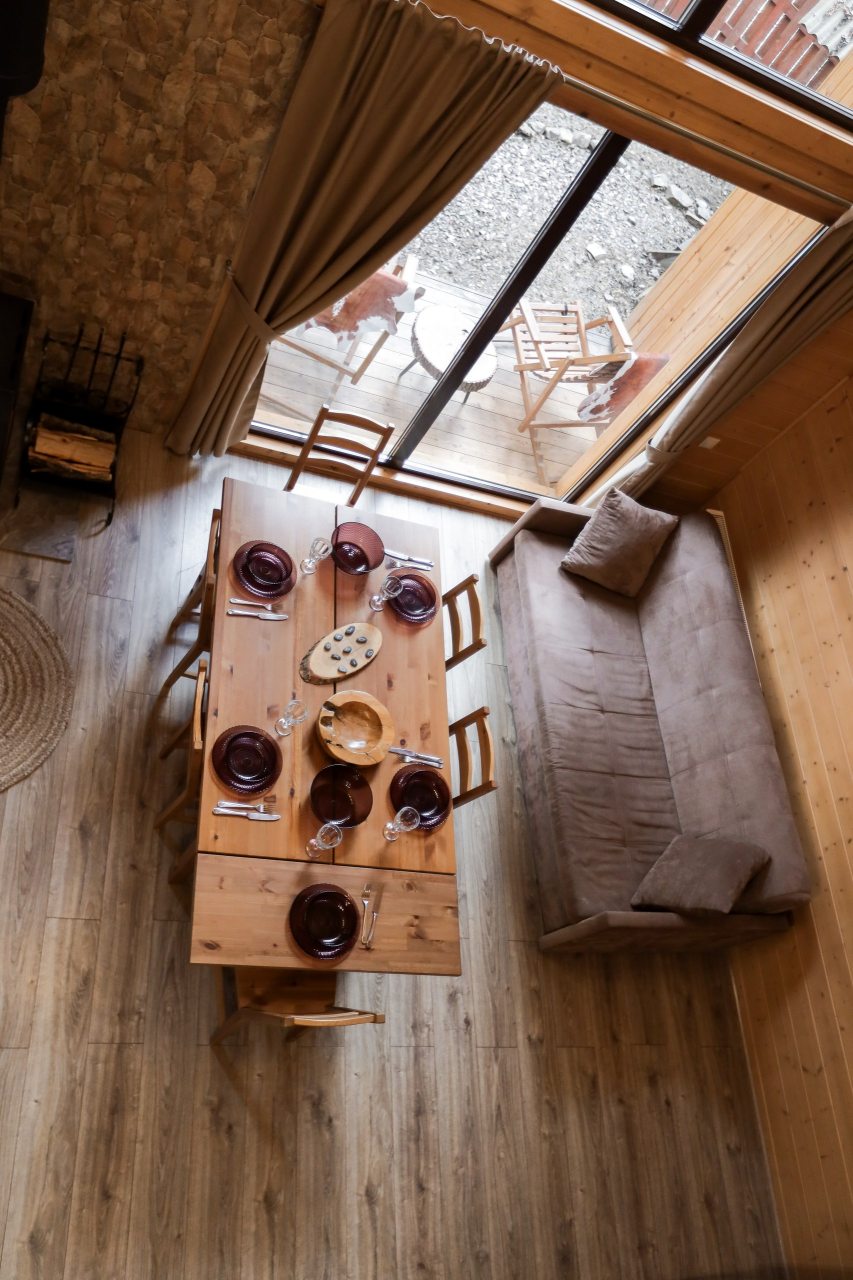 Коттедж (Дом Барн Хаус), Гостевой дом Шишка