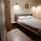 Коттедж (Дом Барн Хаус), Гостевой дом Шишка