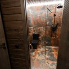 Бунгало (Лодж с уличным джакузи), Гостевой дом Шишка