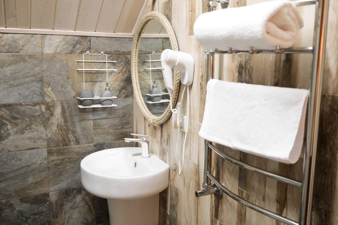 Дом (Три Хаус), Гостевой дом Шишка