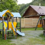 Детская площадка, База отдыха Кедровый берег