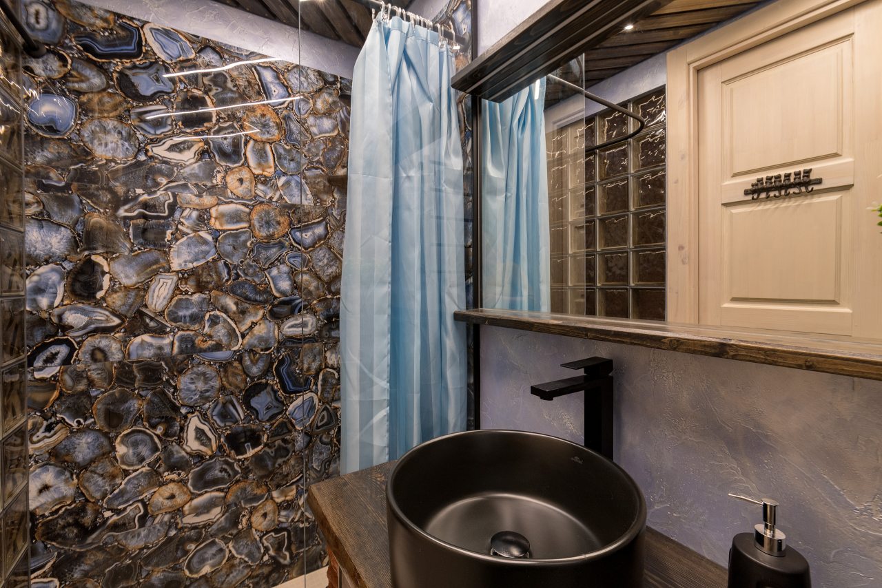 Апартаменты (Однокомнатная квартира в стиле лофт на набережной №4), Апартаменты RentalSPb on Griboedova embankment