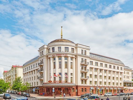 Отель Crowne Plaza Minsk, Минск