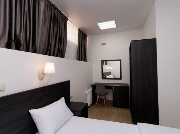 Фотография номера апарт отеля Люди