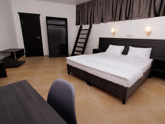 Фотография номера апарт отеля Люди